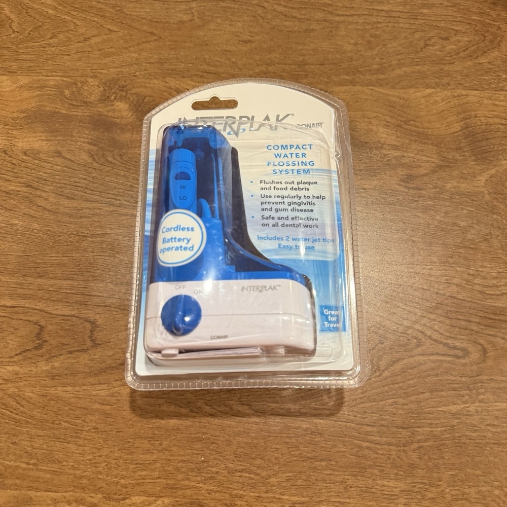 Interplak by Conair Compact Water Jet Flossing System Cordless Travel WJX Blue